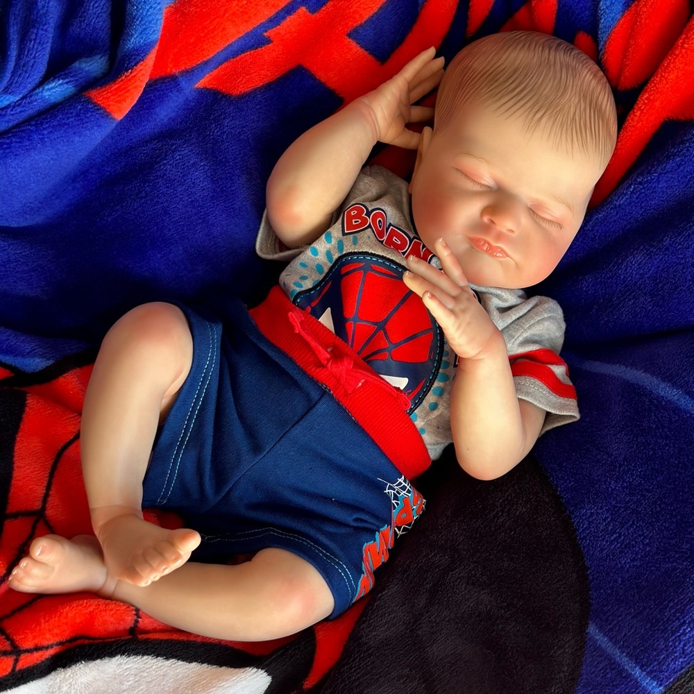 Reborn Max - Picture 10 of 16